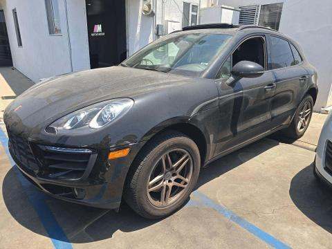 2018 PORSCHE MACAN Base - 1
