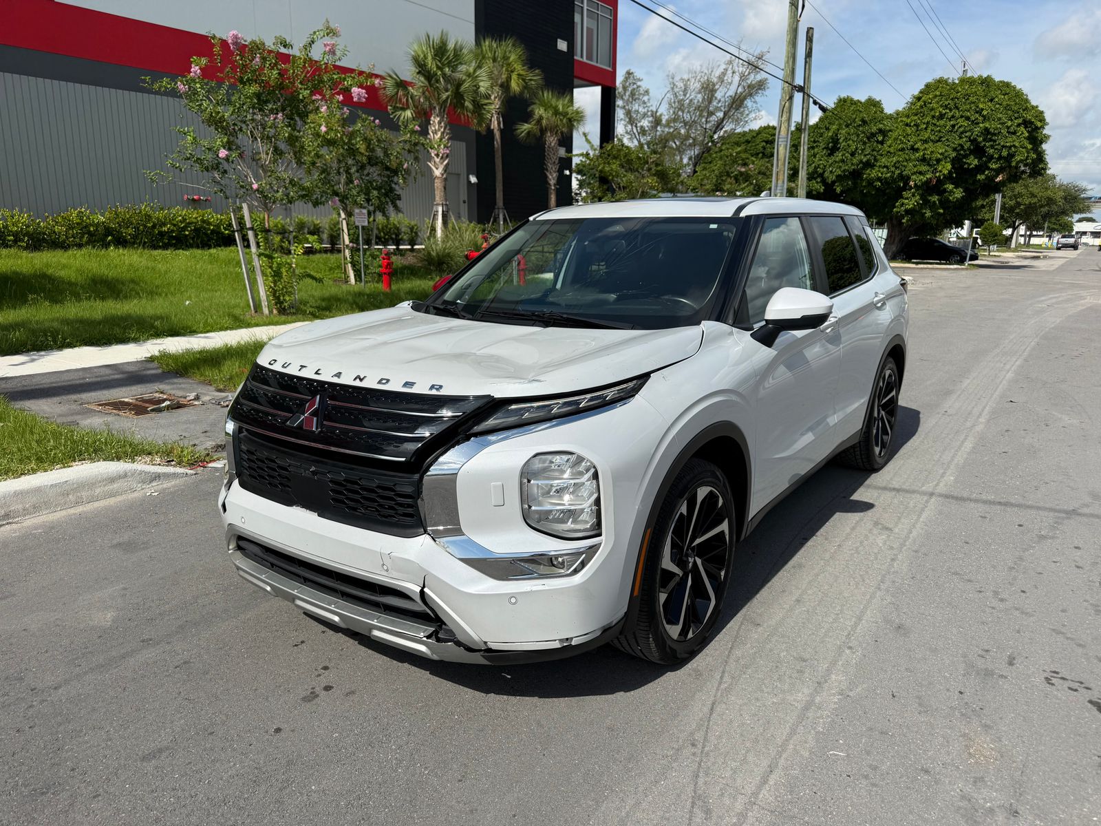 2022 MITSUBISHI OUTLANDER SE - 1