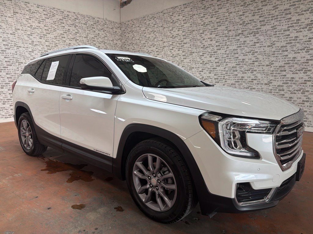 2024 GMC TERRAIN SLT - 1