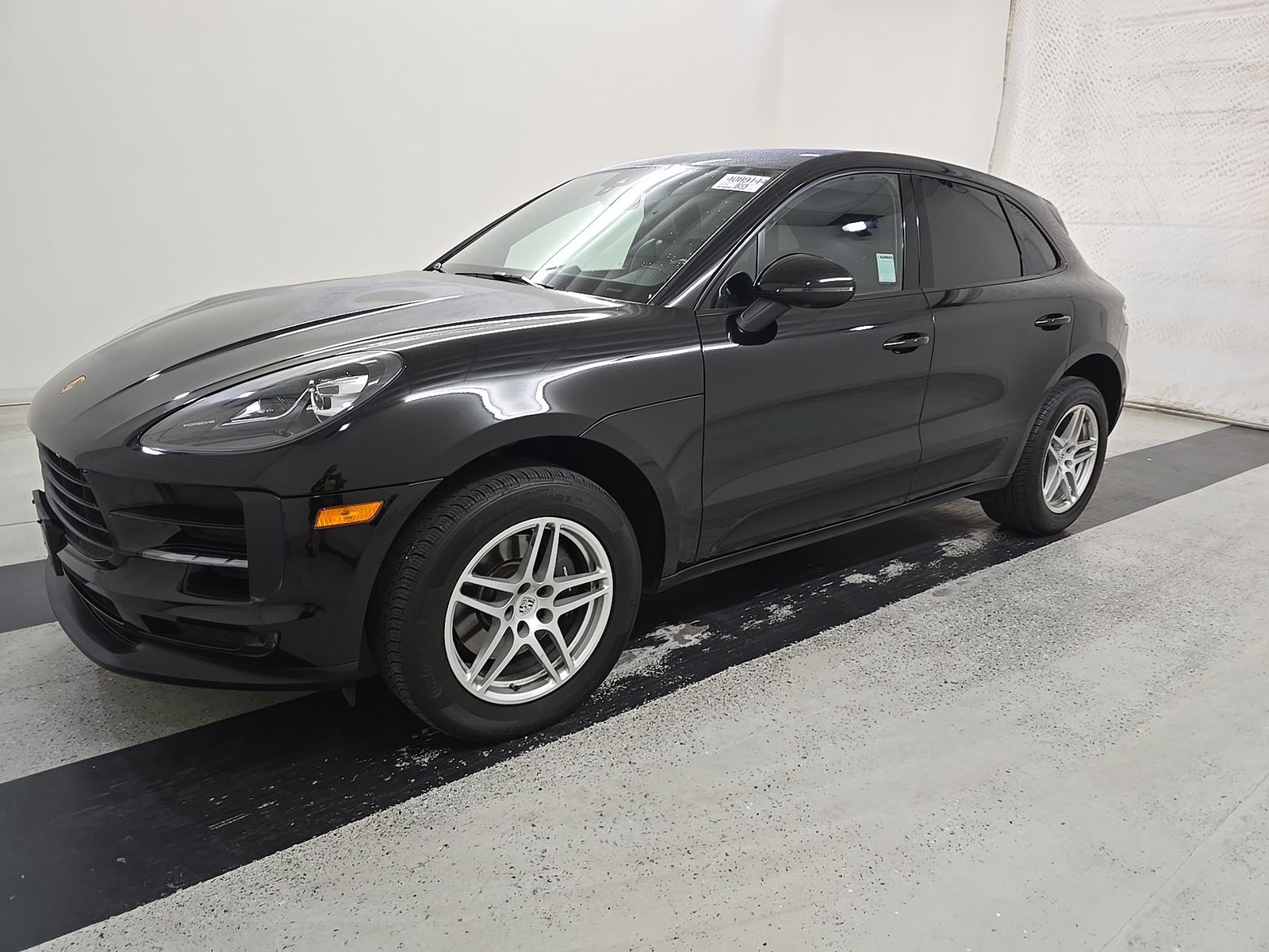 2020 PORSCHE MACAN Base - 1