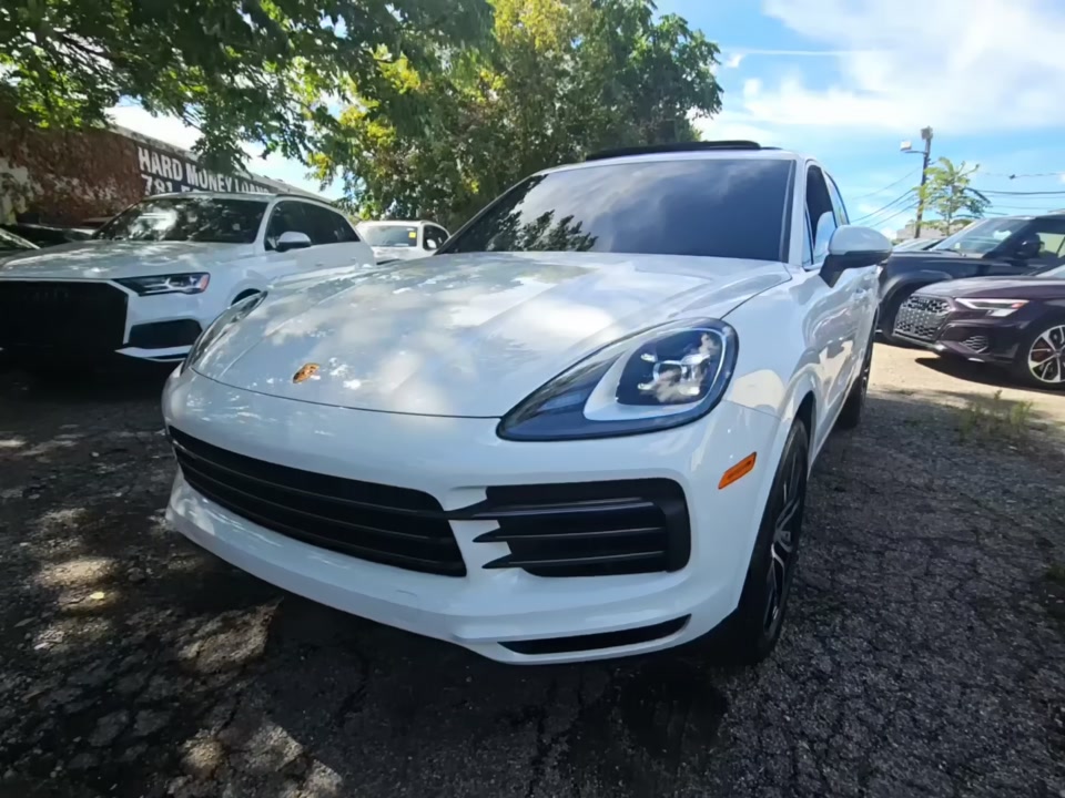 2023 PORSCHE CAYENNE PLATINUM Edition - 1
