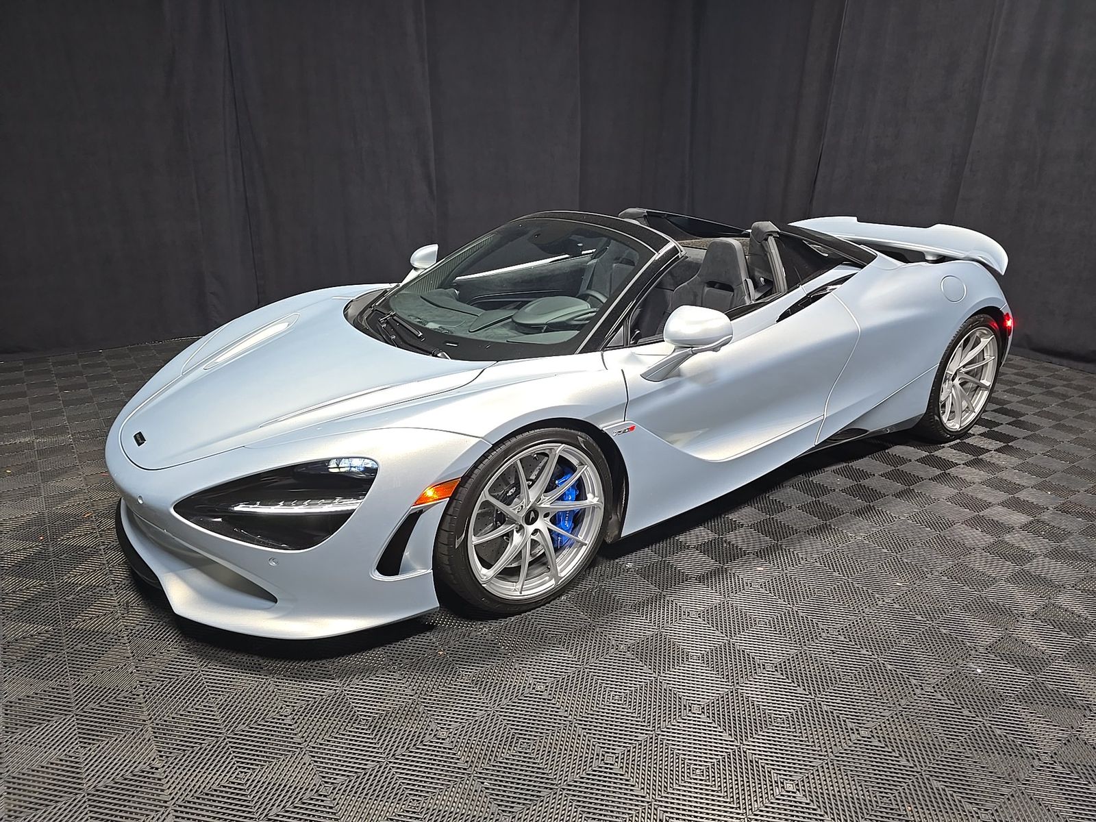 2026 MCLAREN 750S Base - 1