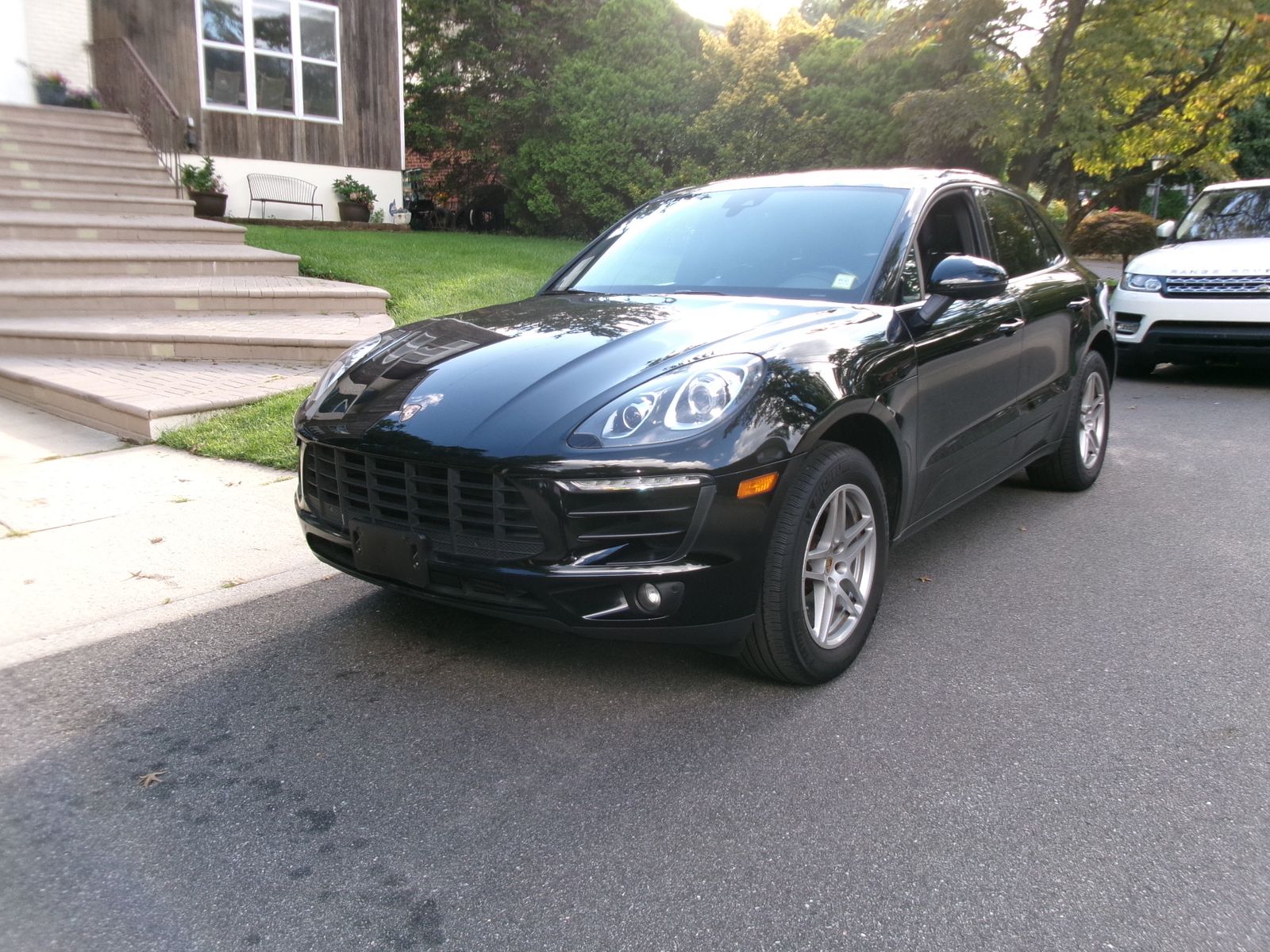 2018 PORSCHE MACAN Base - 1
