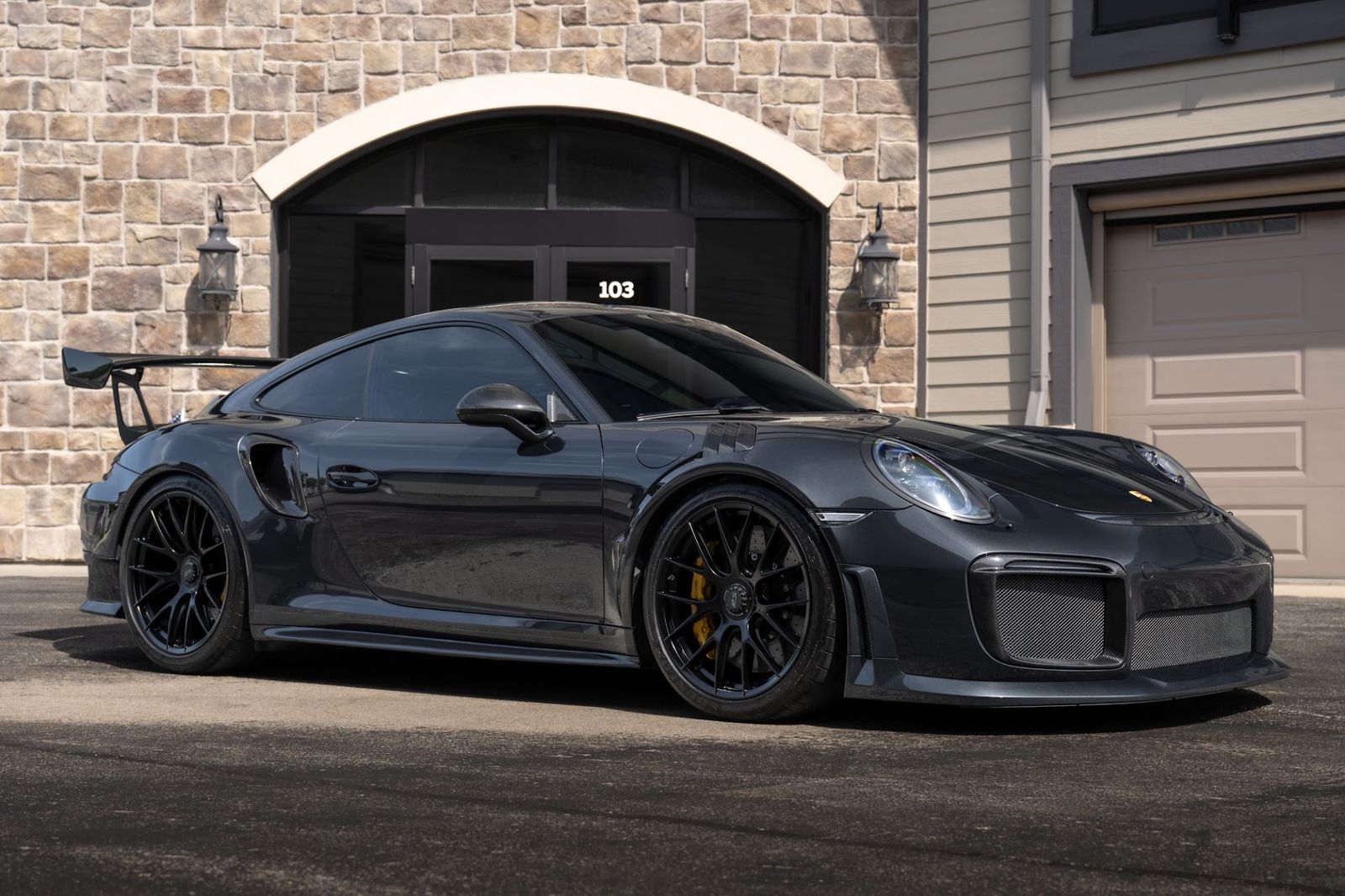 2018 PORSCHE 911 GT2 RS - 1
