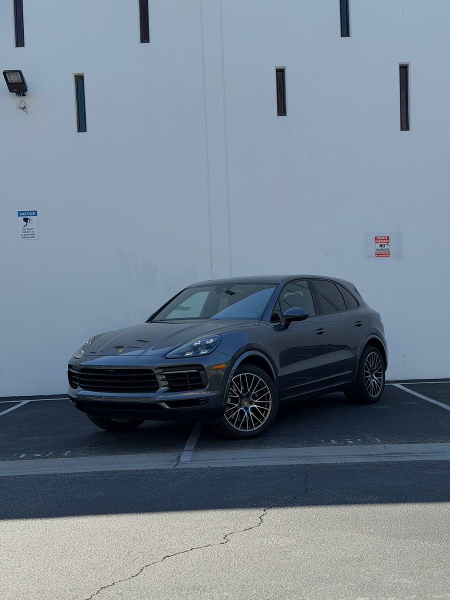 2021 PORSCHE CAYENNE Base - 1