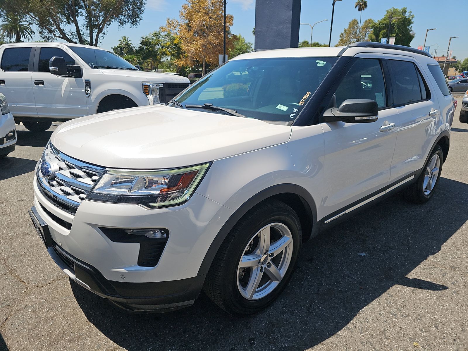 2019 FORD EXPLORER XLT - 1
