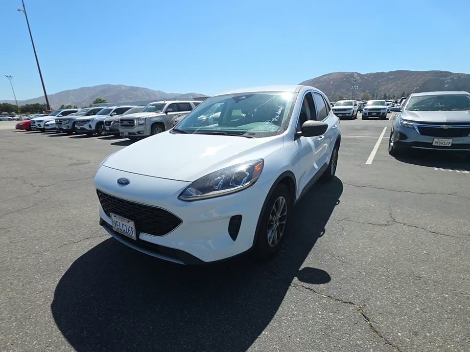 2022 FORD ESCAPE SE - 1