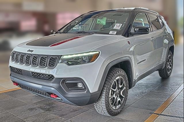 2025 JEEP COMPASS Trailhawk - 1
