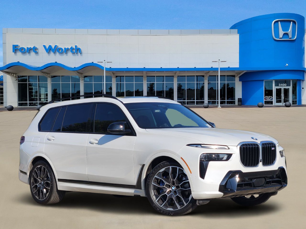 2025 BMW X7 M60i - 1