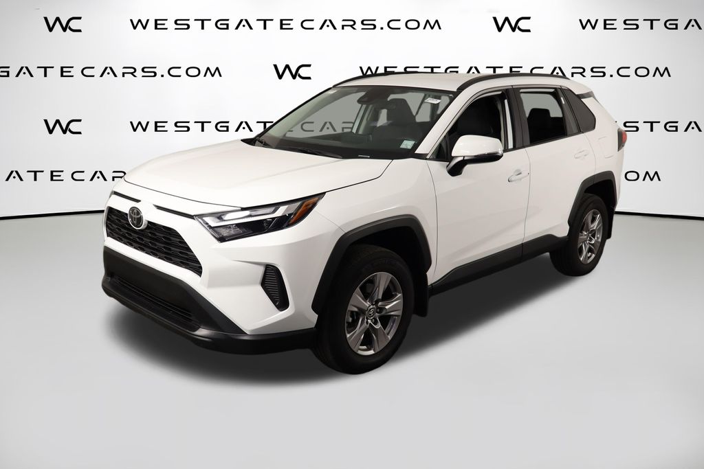 2025 TOYOTA RAV4 XLE - 1