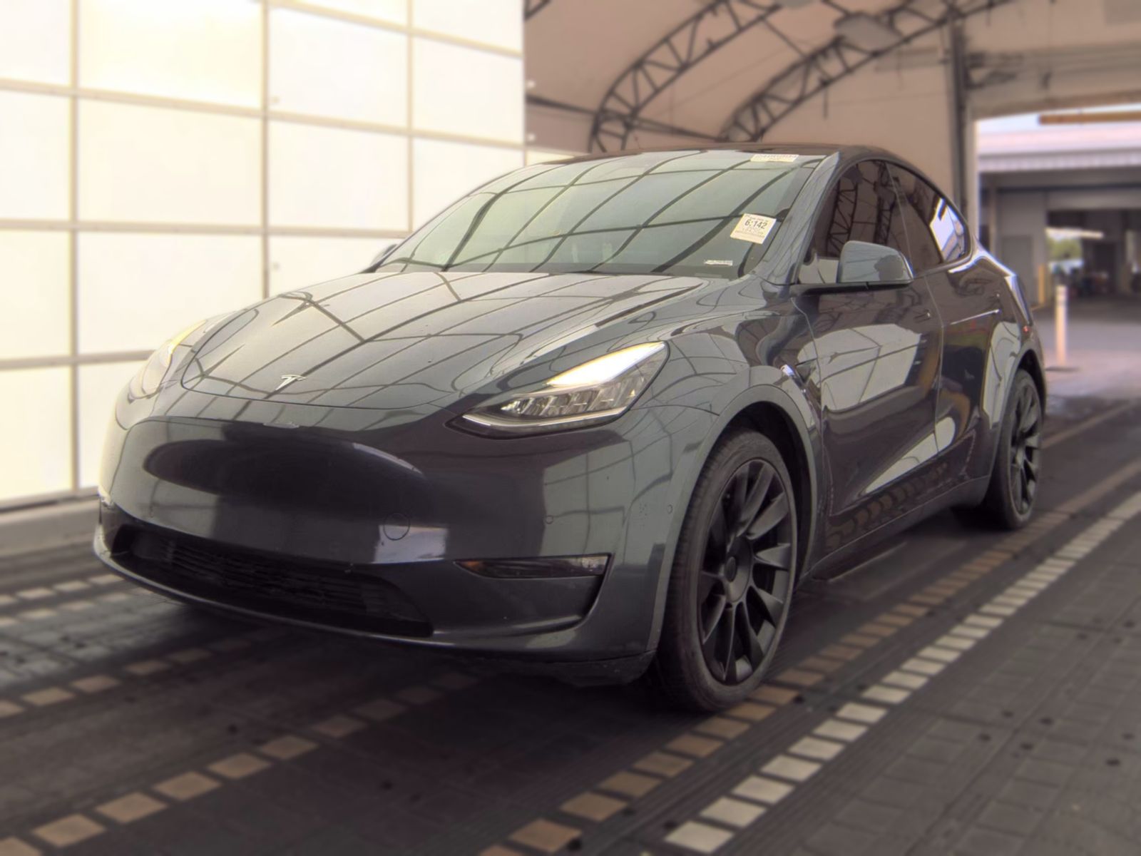 2022 TESLA MODEL Y LONG Range - 1
