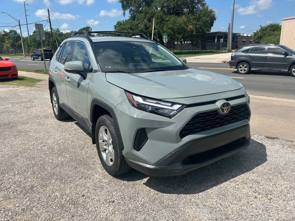 2023 TOYOTA RAV4 XLE - 1