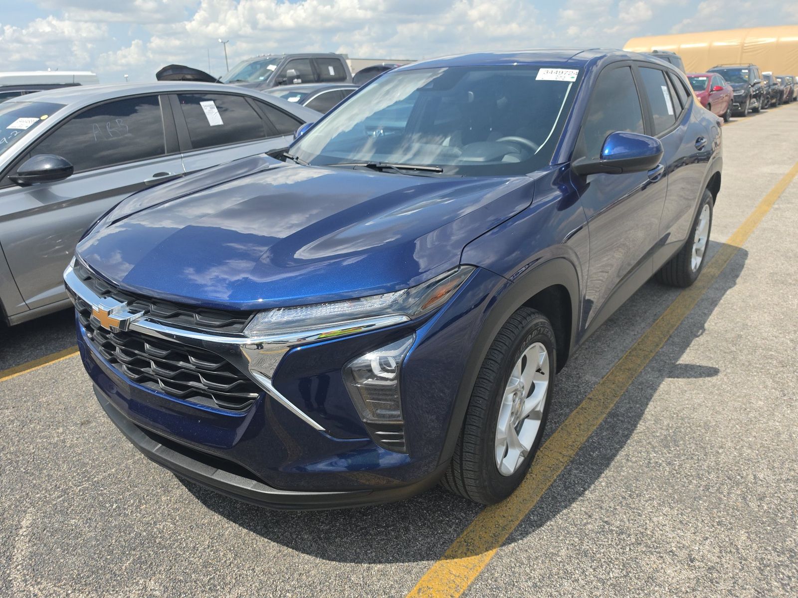 2024 CHEVROLET TRAX LS - 1