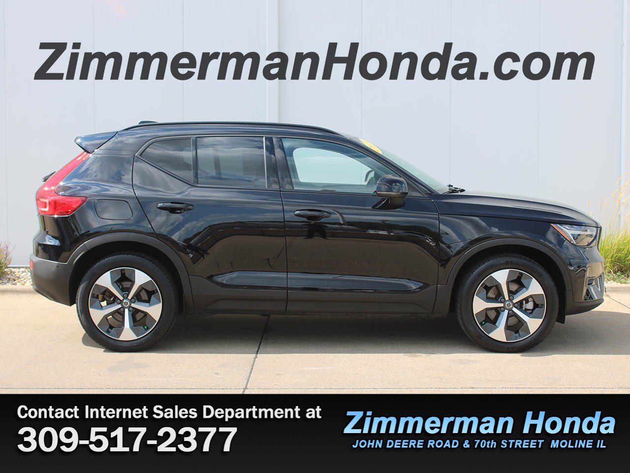 2023 VOLVO XC40 B4 Ultimate - 1