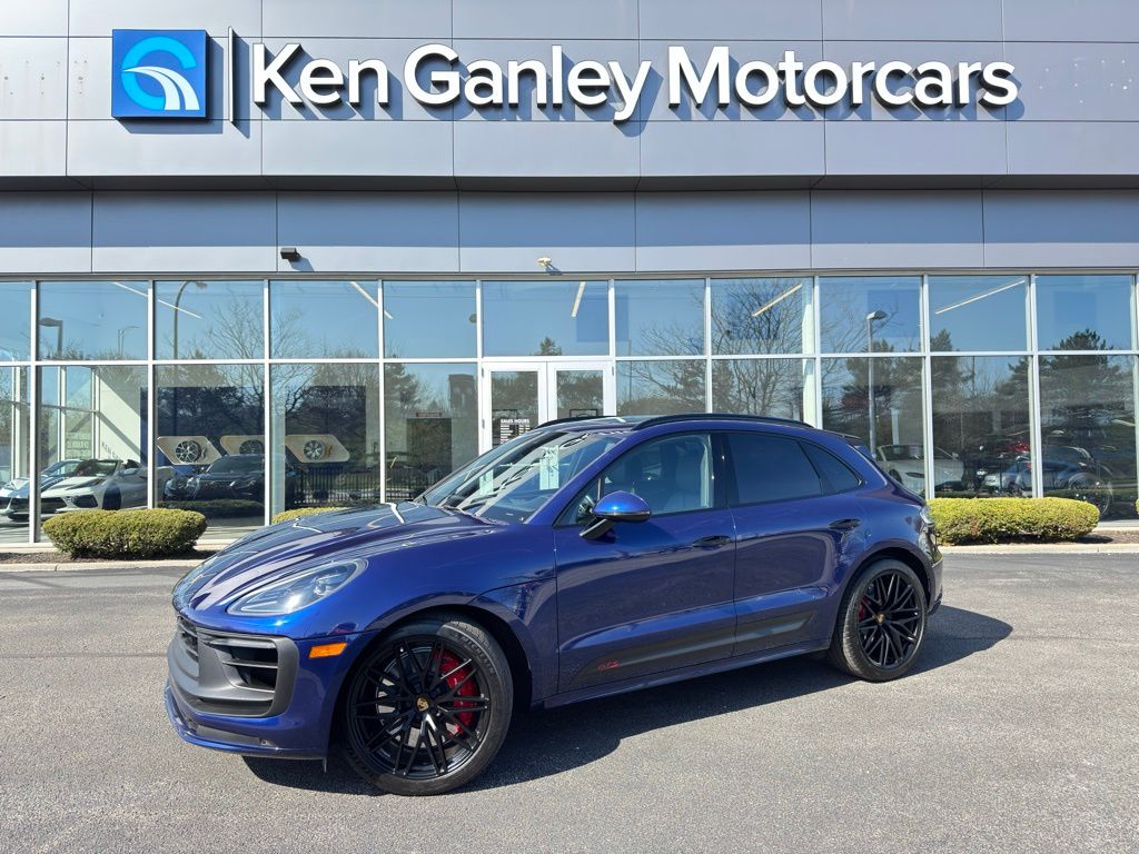 2023 PORSCHE MACAN GTS - 1