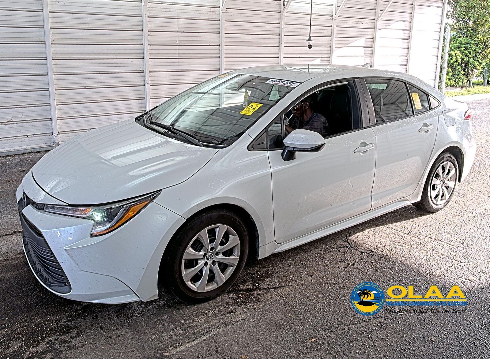 2023 TOYOTA COROLLA LE - 1