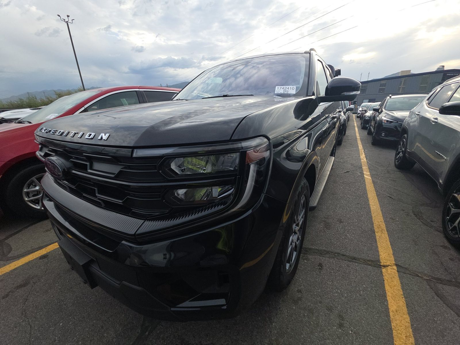2025 FORD EXPEDITION Active - 1