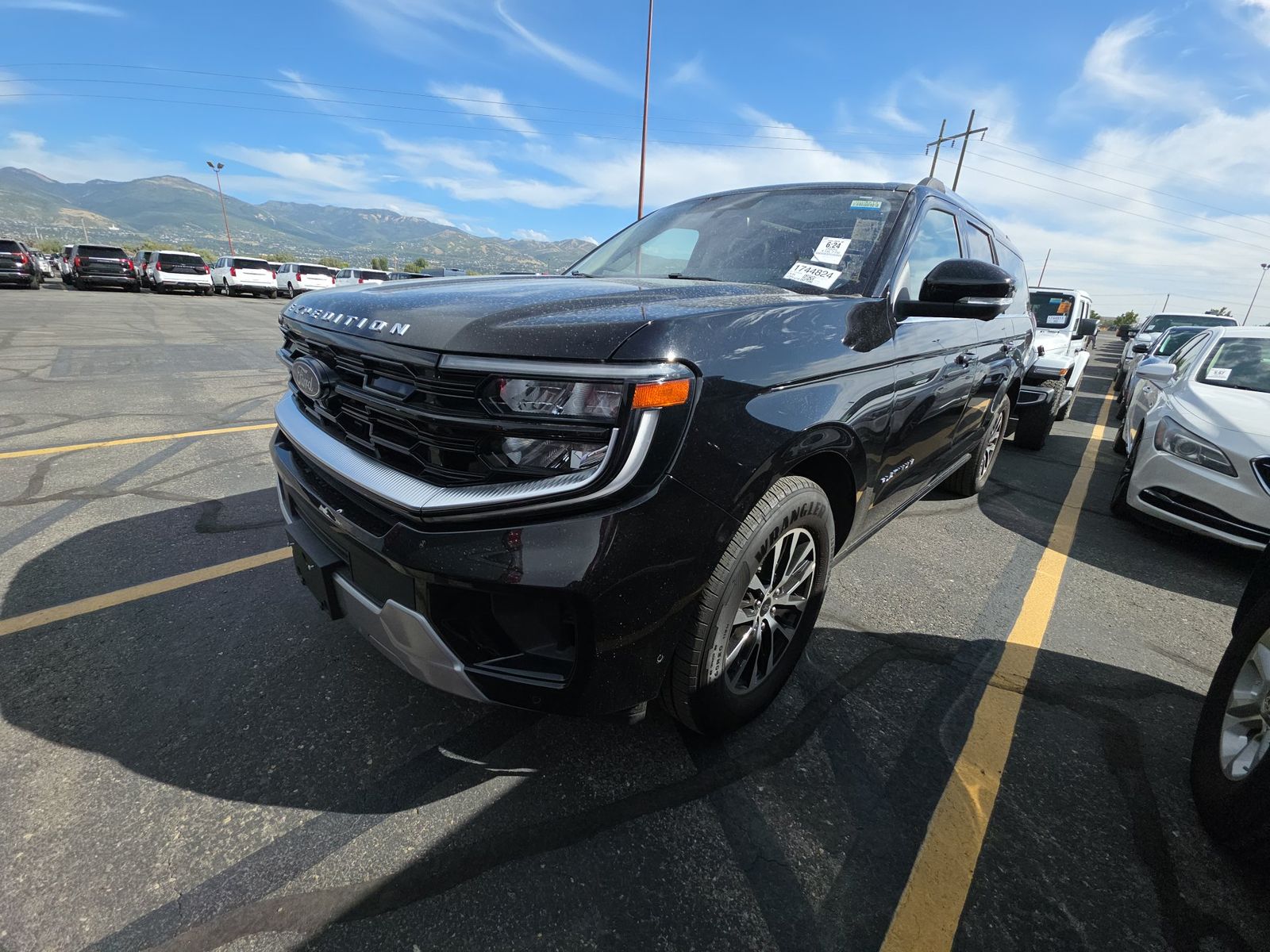 2025 FORD EXPEDITION MAX Platinum - 1