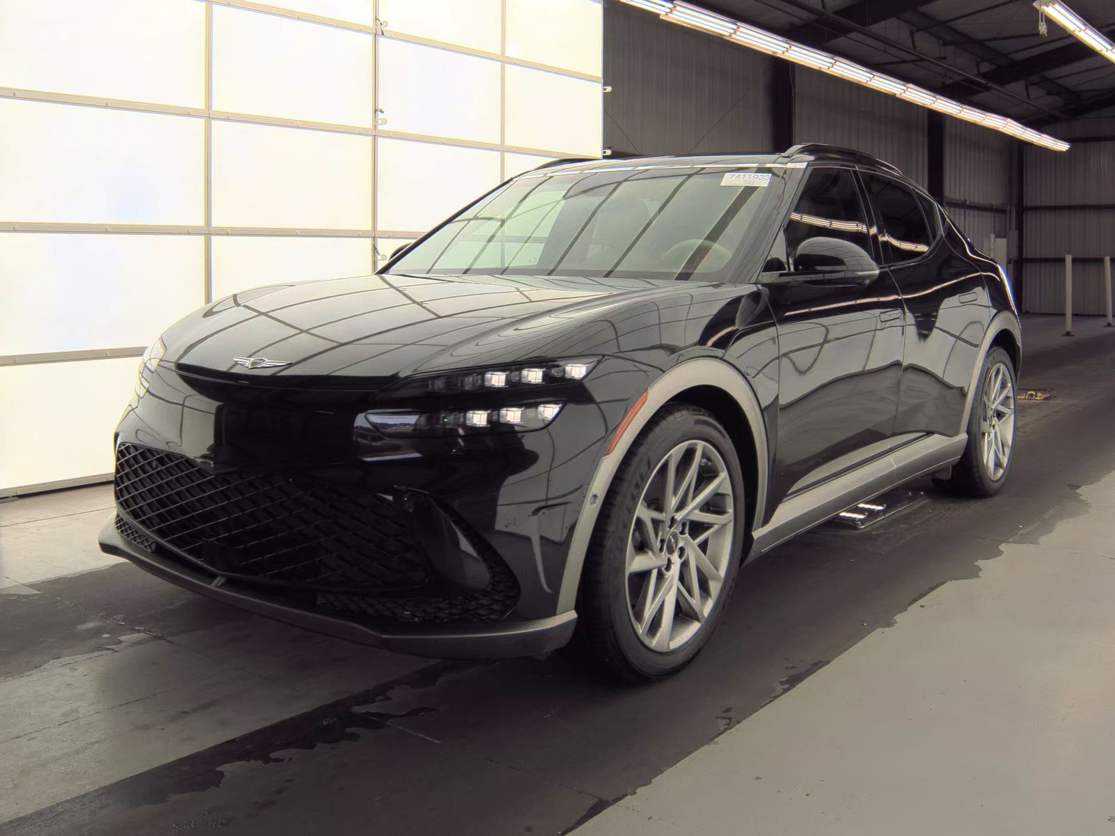 2023 GENESIS GV60 Advanced - 1