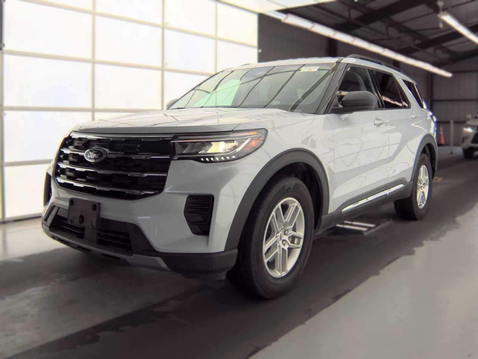 2025 FORD EXPLORER Active - 1