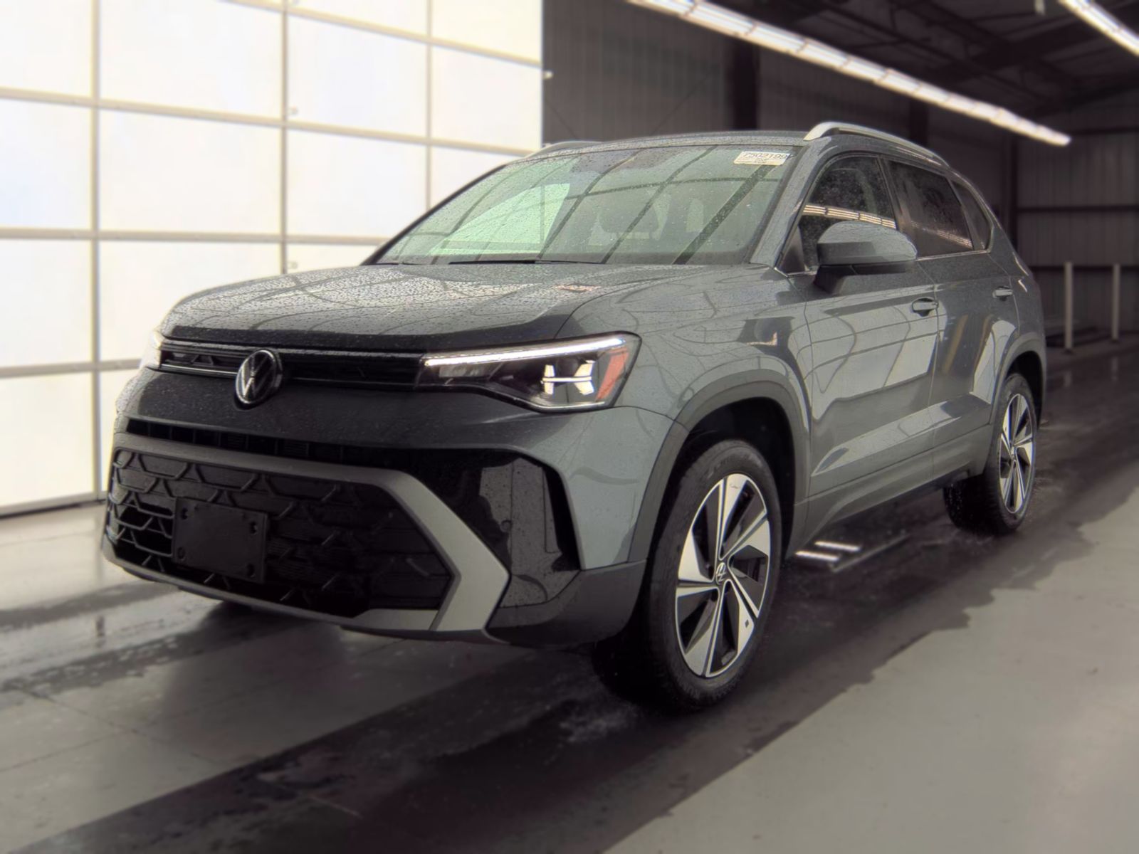 2025 VOLKSWAGEN TAOS SE - 1