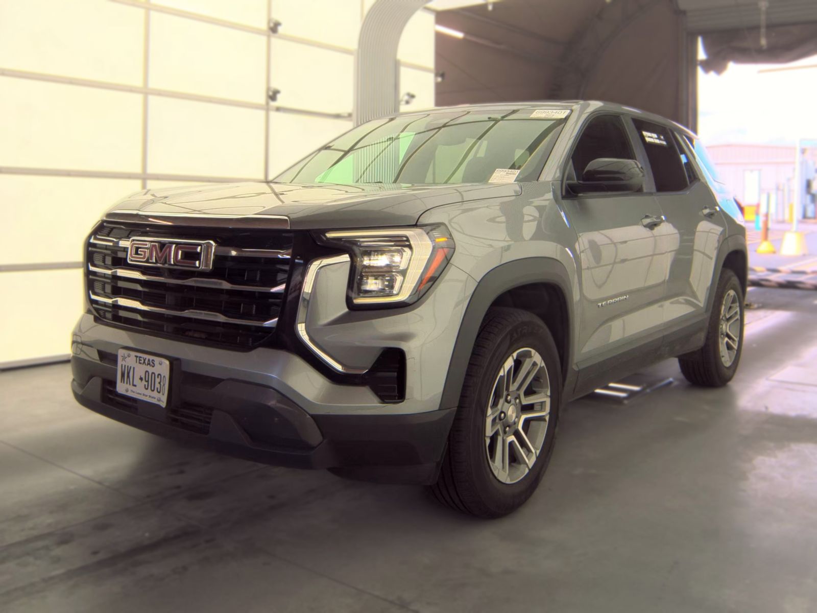 2025 GMC TERRAIN Elevation - 1