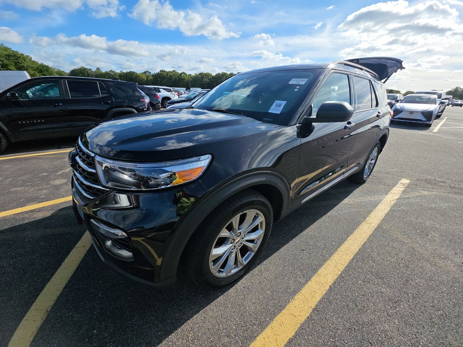 2023 FORD EXPLORER XLT - 1