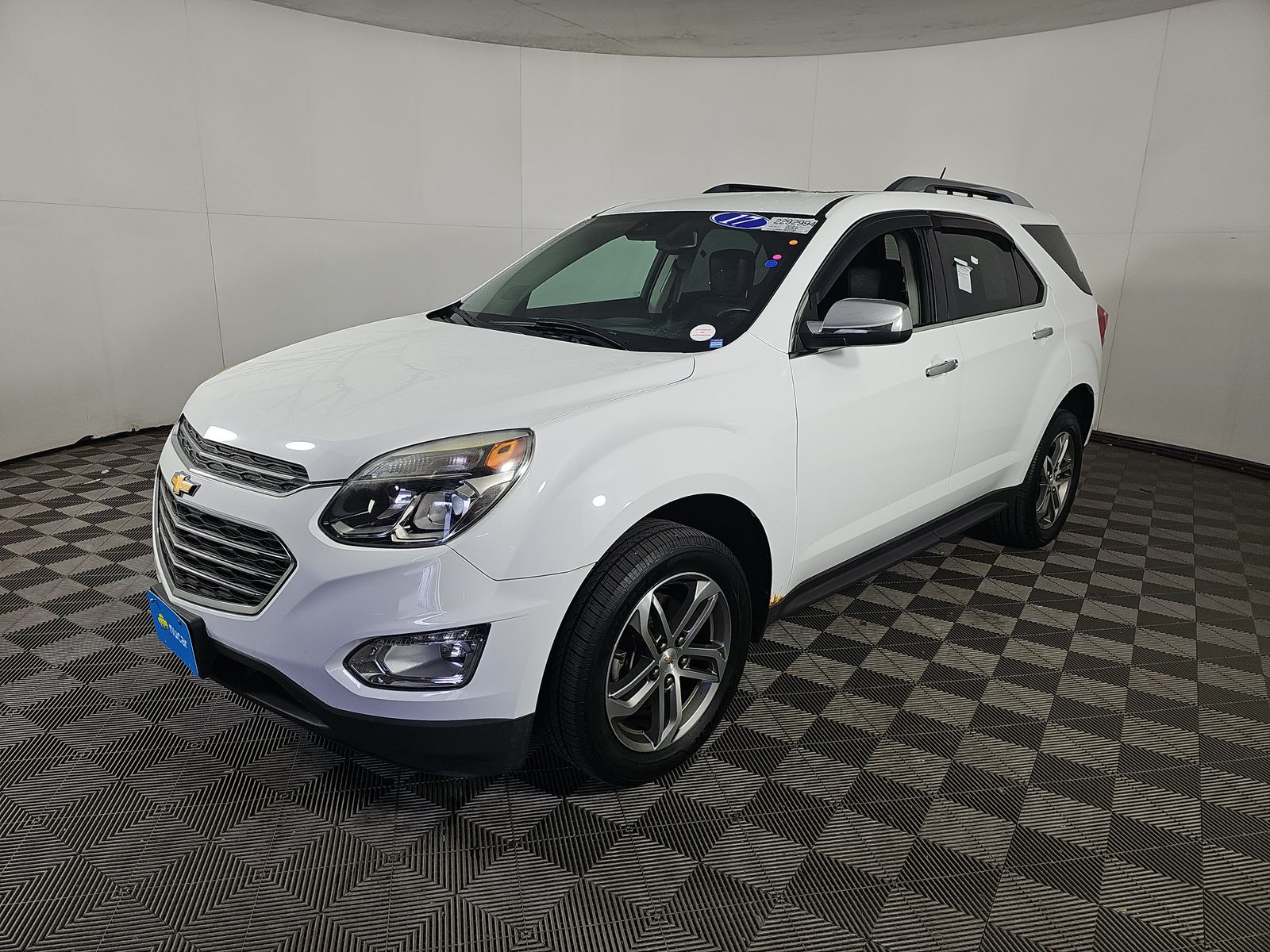 2017 CHEVROLET EQUINOX Premier - 1