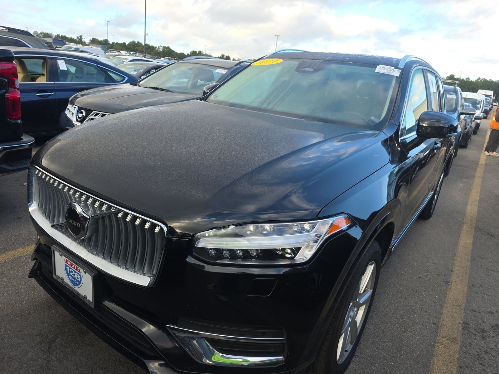 2024 VOLVO XC90 B5 Core - 1
