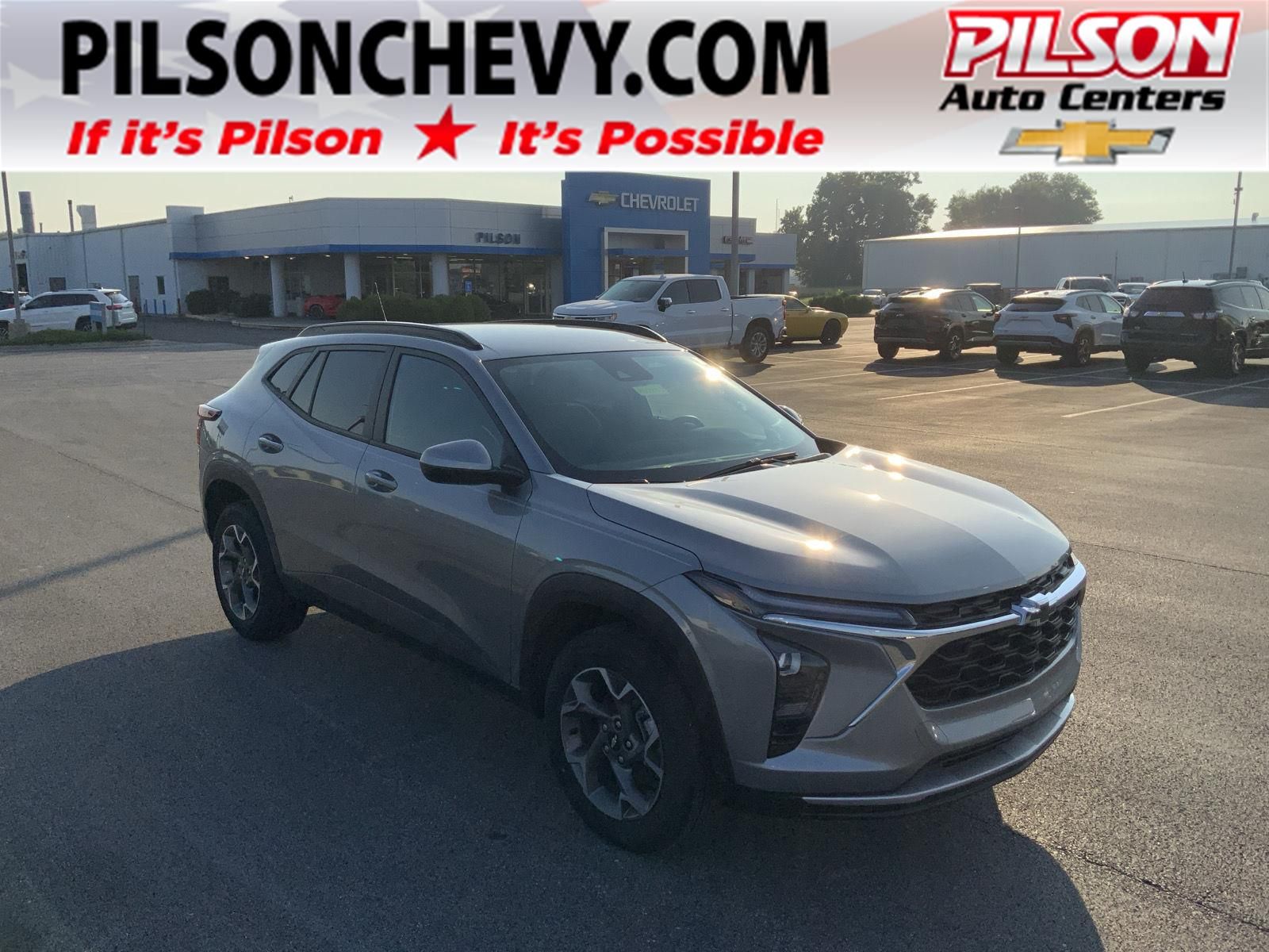 2025 CHEVROLET TRAX LT - 1