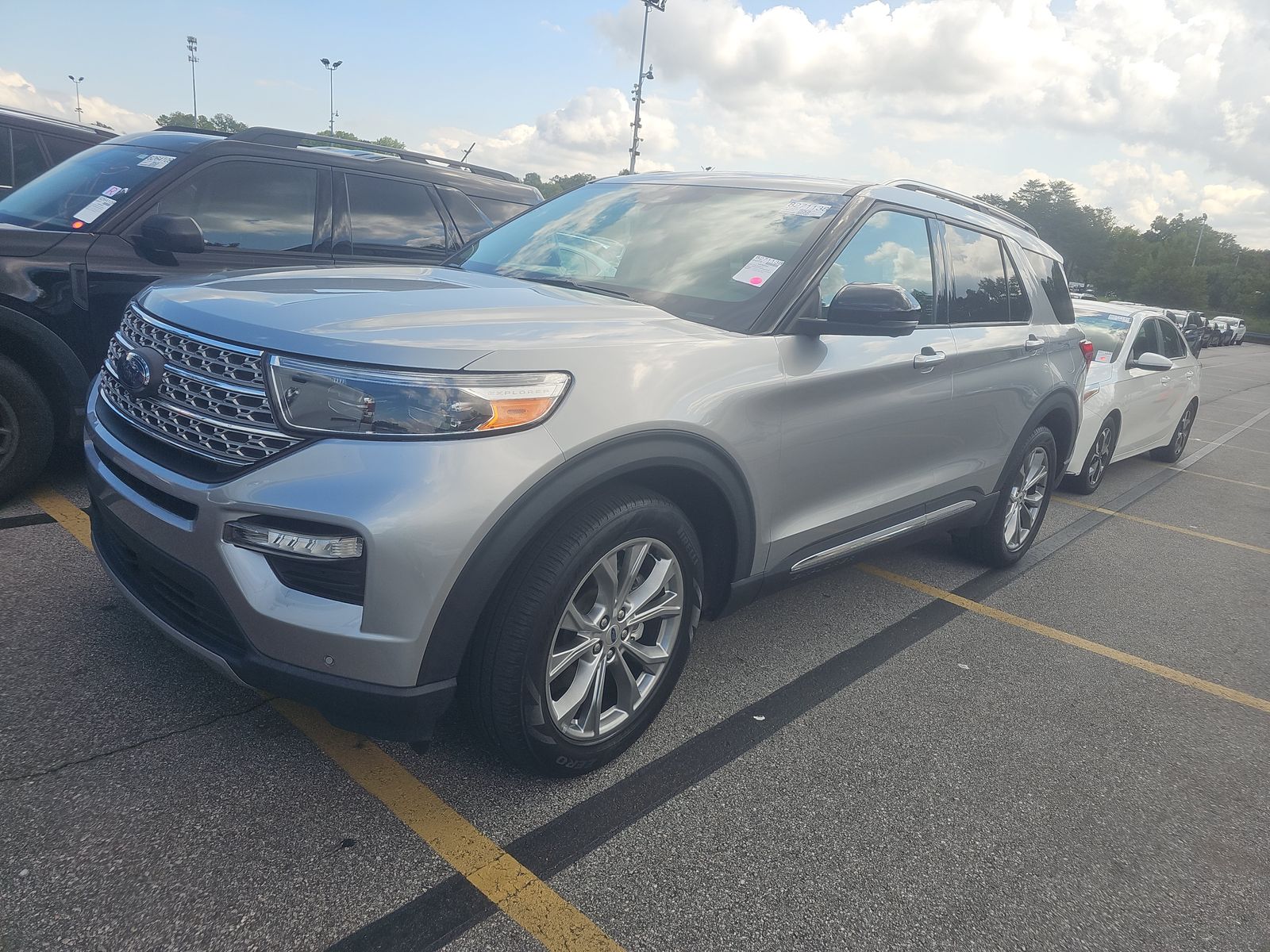 2023 FORD EXPLORER Limited - 1