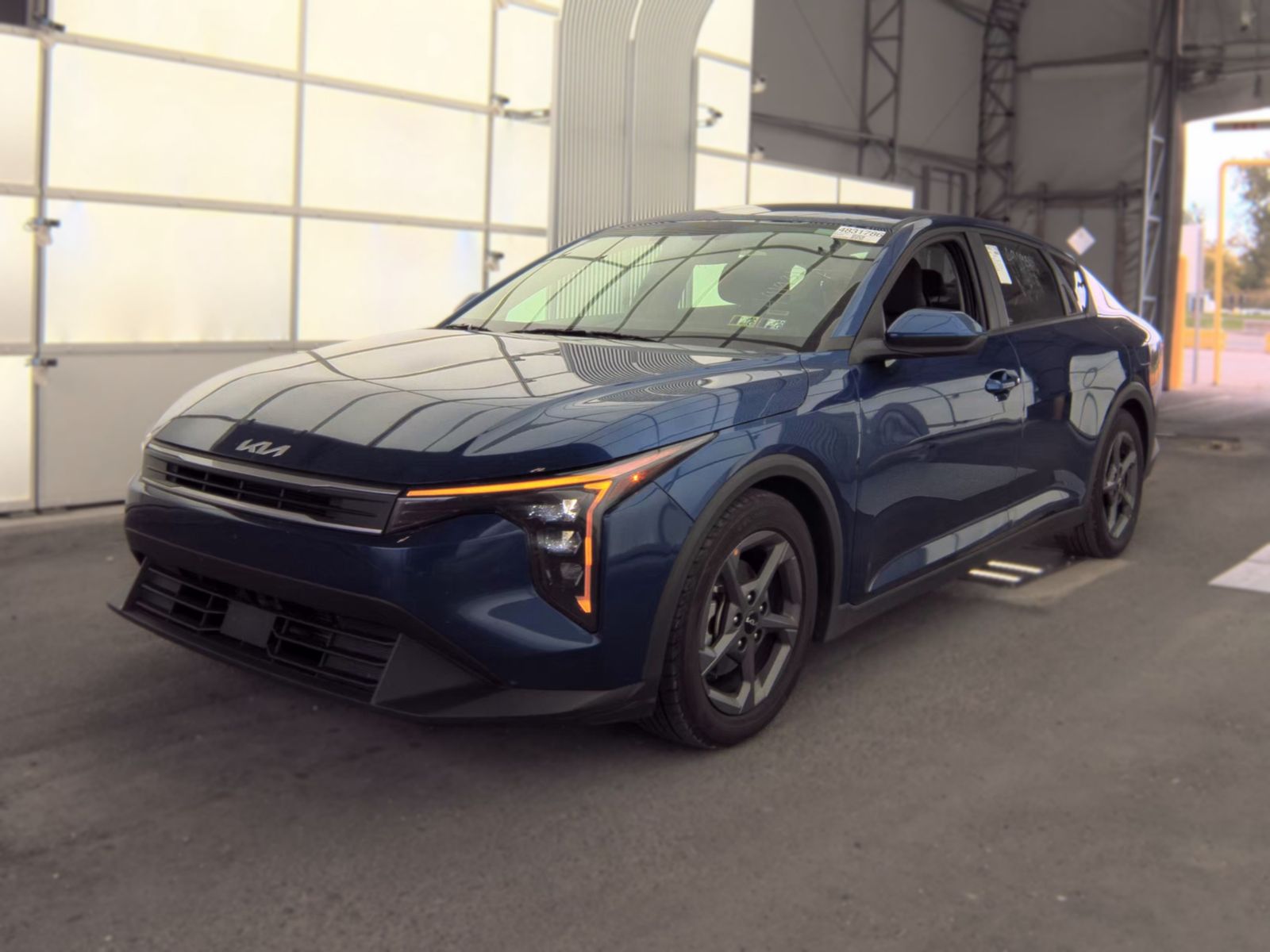 2025 KIA K4 LXS - 1
