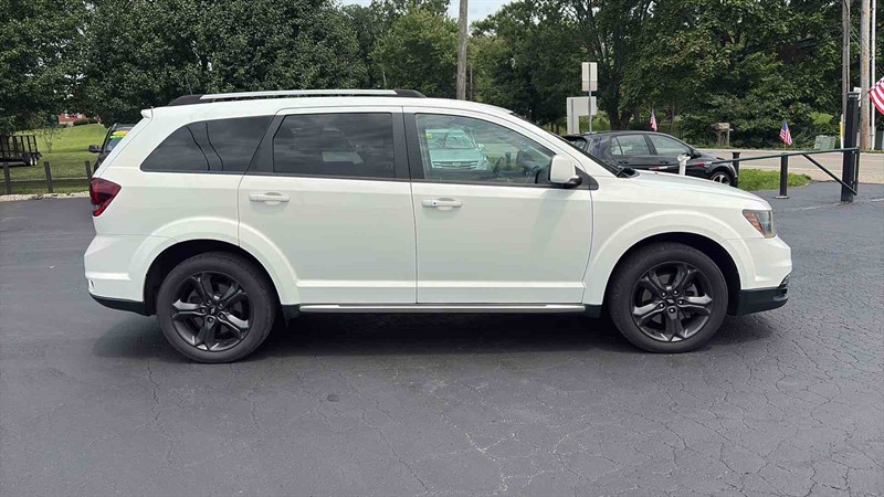2019 DODGE JOURNEY Crossroad - 1