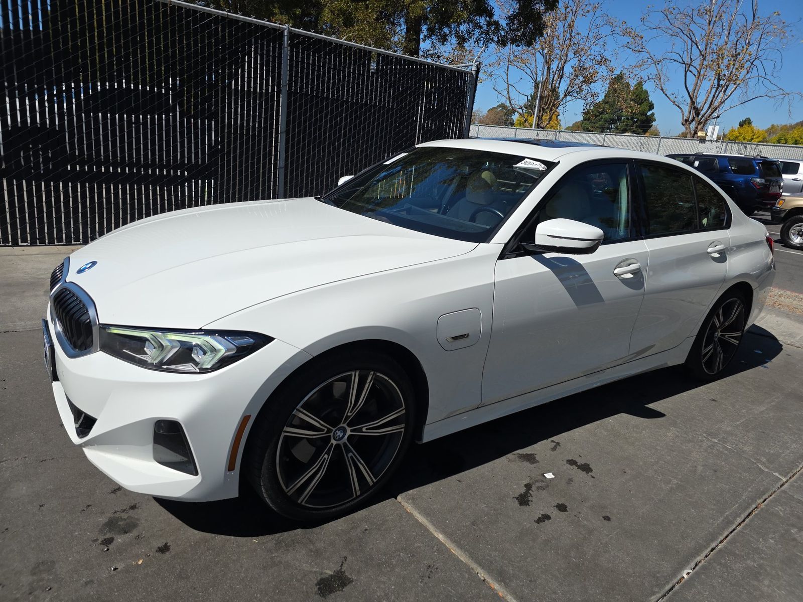 2023 BMW 3 SERIES 330e - 1