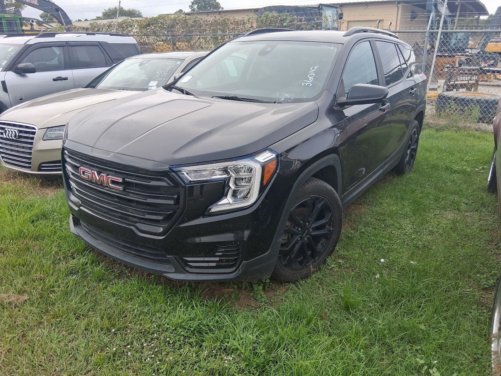 2022 GMC TERRAIN SLE - 1
