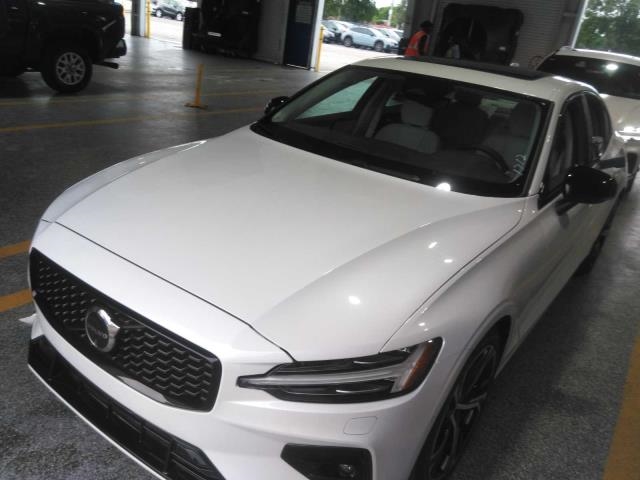 2025 VOLVO S60 B5 Plus - 1