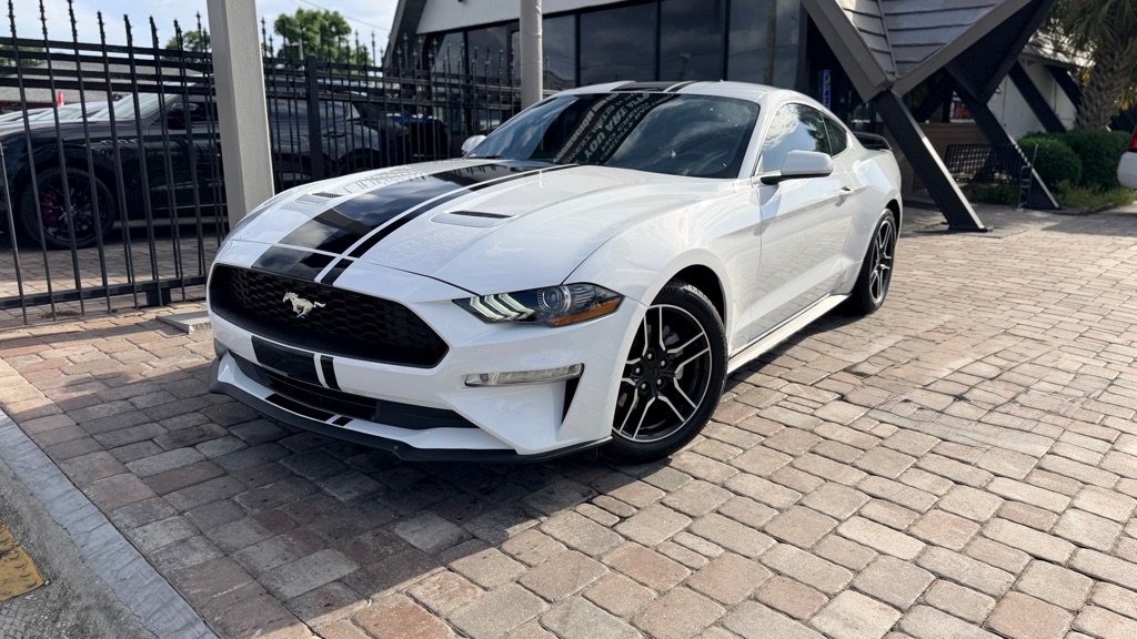 2021 FORD MUSTANG ECOBOOST Premium - 1