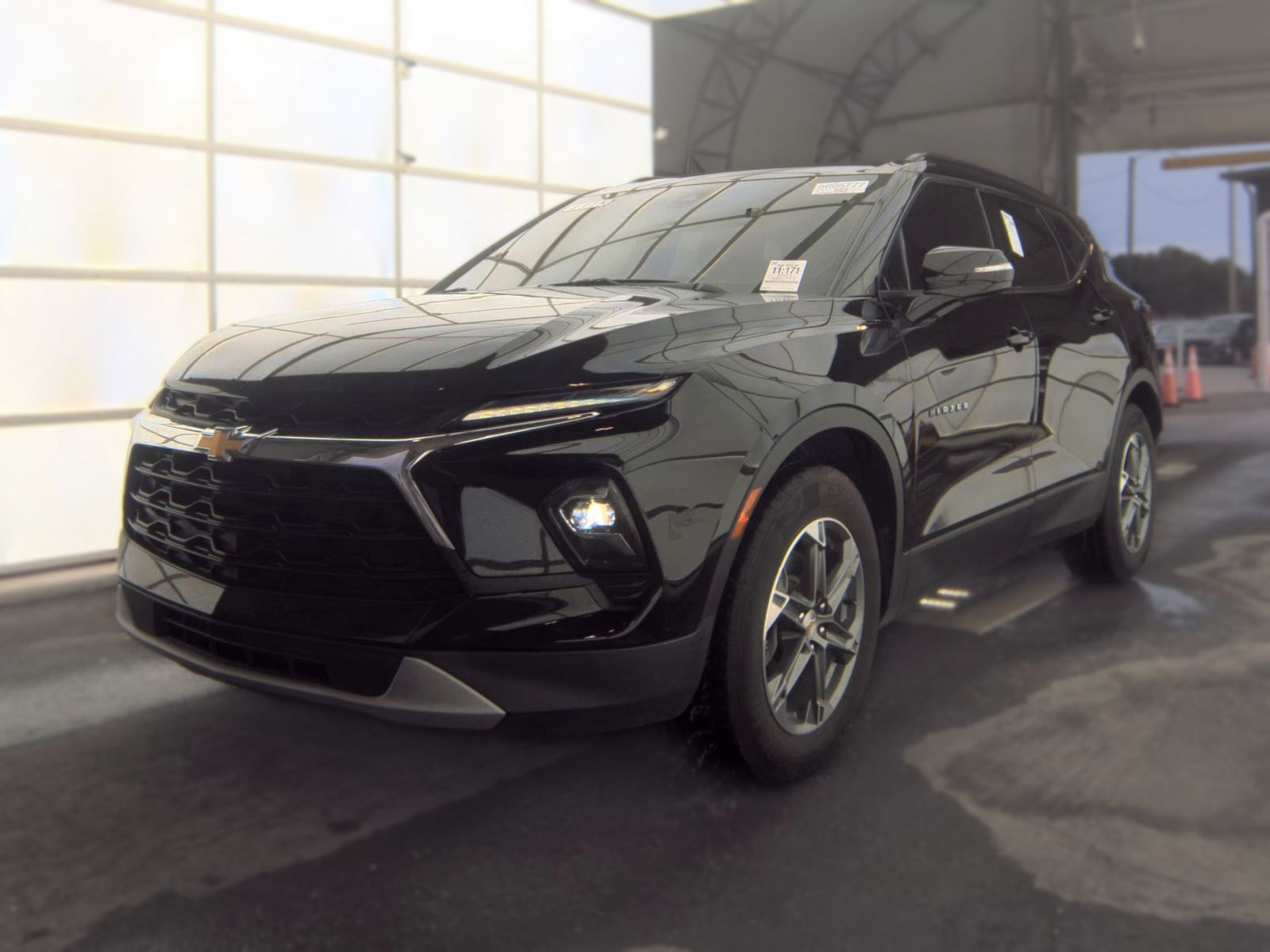 2023 CHEVROLET BLAZER LT - 1