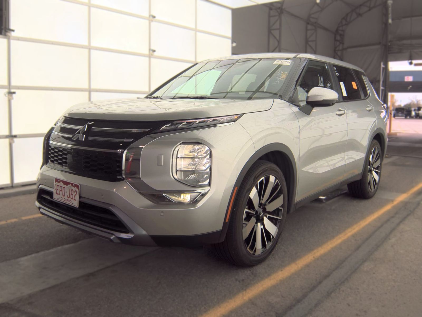 2025 MITSUBISHI OUTLANDER SE - 1