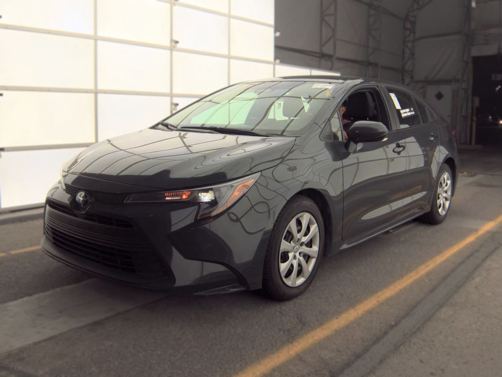2025 TOYOTA COROLLA LE - 1