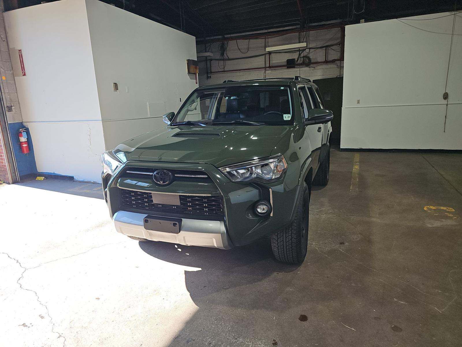 2022 TOYOTA 4RUNNER TRD OFF-ROAD Premium - 1