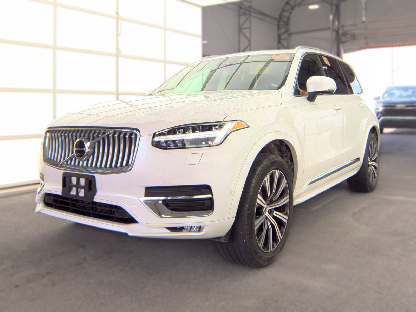 2023 VOLVO XC90 B6 Plus - 1