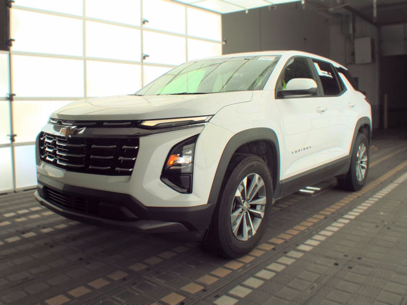 2025 CHEVROLET EQUINOX LT - 1