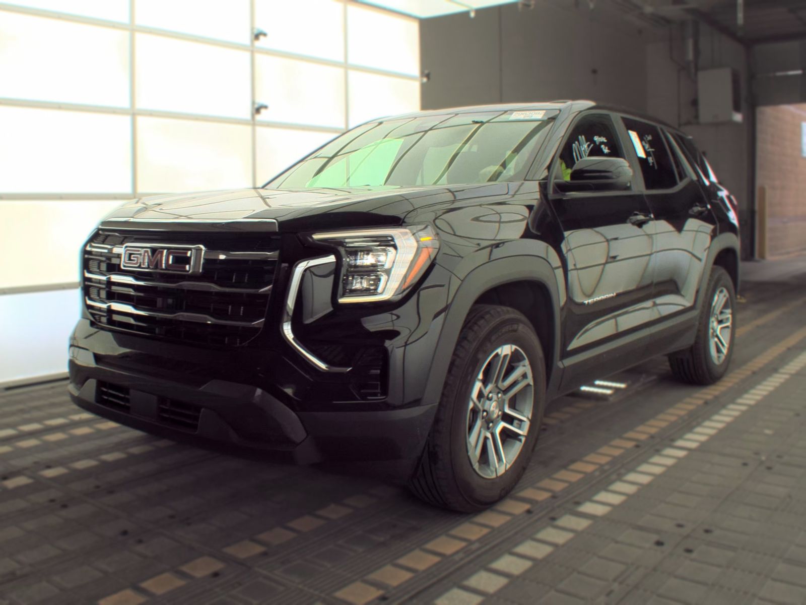 2026 GMC TERRAIN Elevation - 1