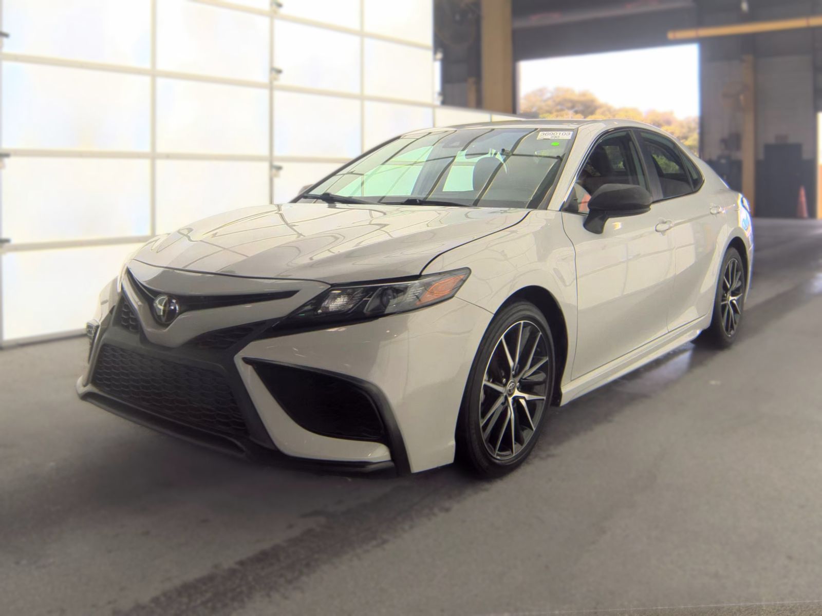 2023 TOYOTA CAMRY SE - 1