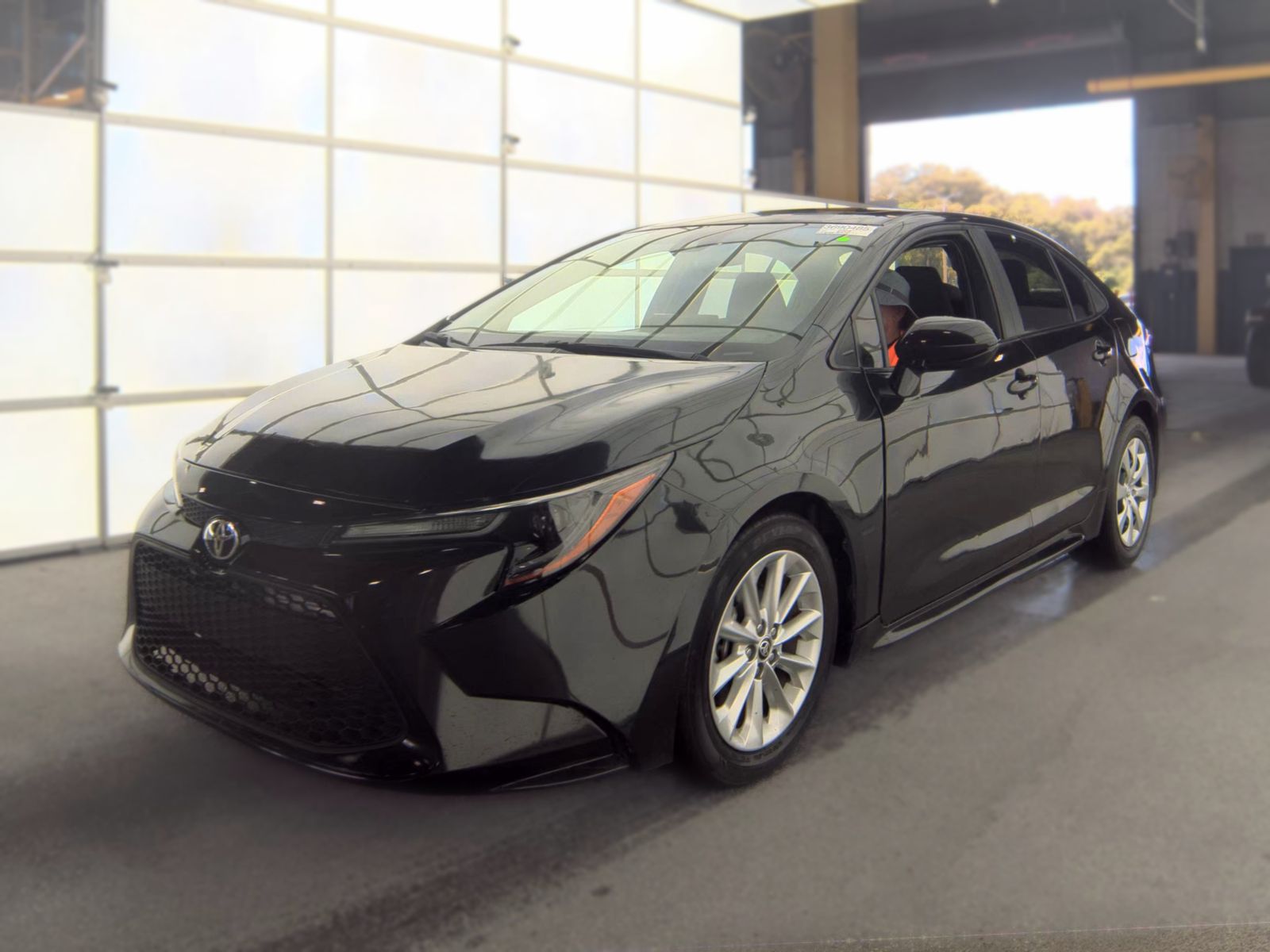 2022 TOYOTA COROLLA LE - 1