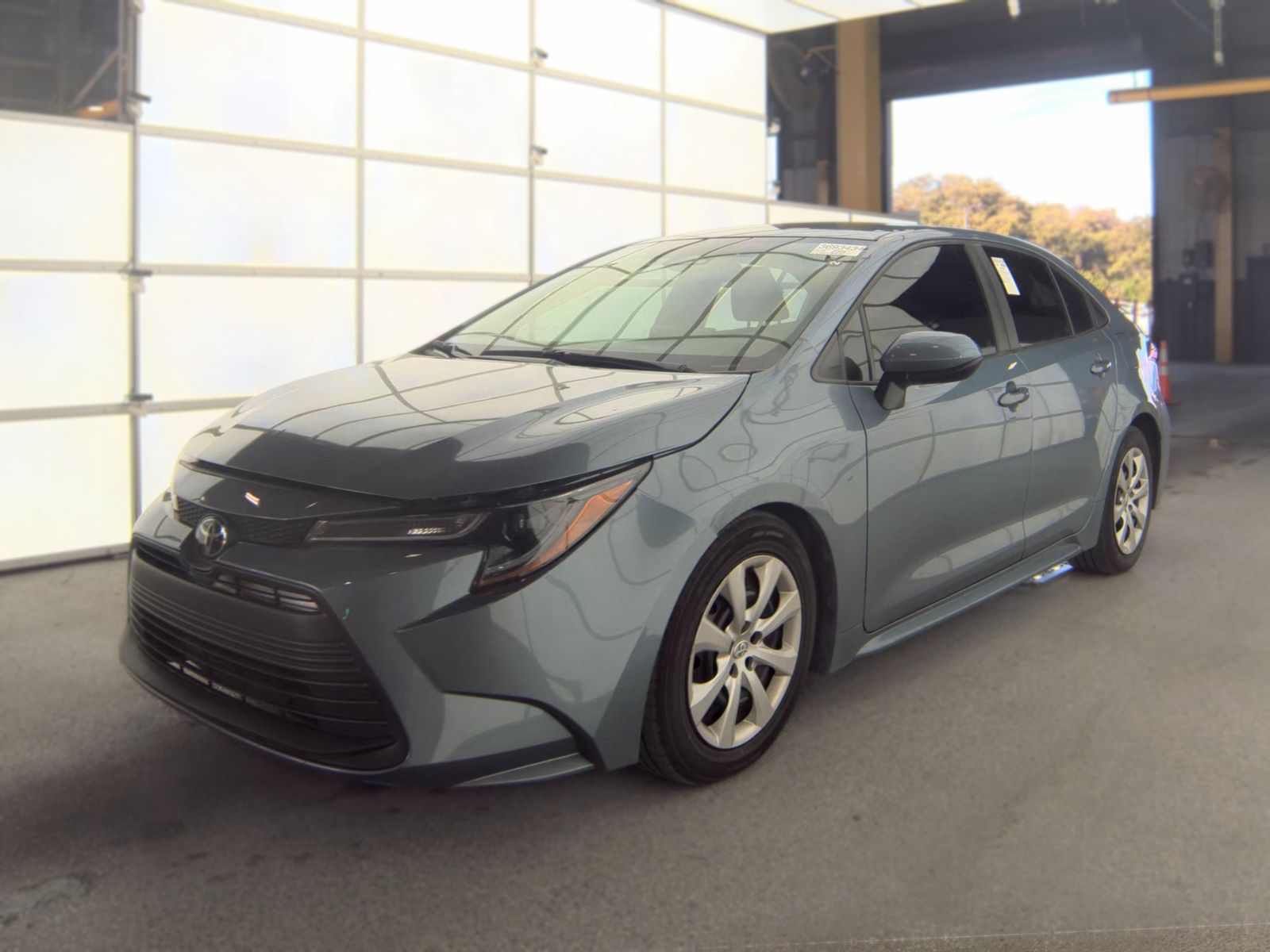 2023 TOYOTA COROLLA LE - 1