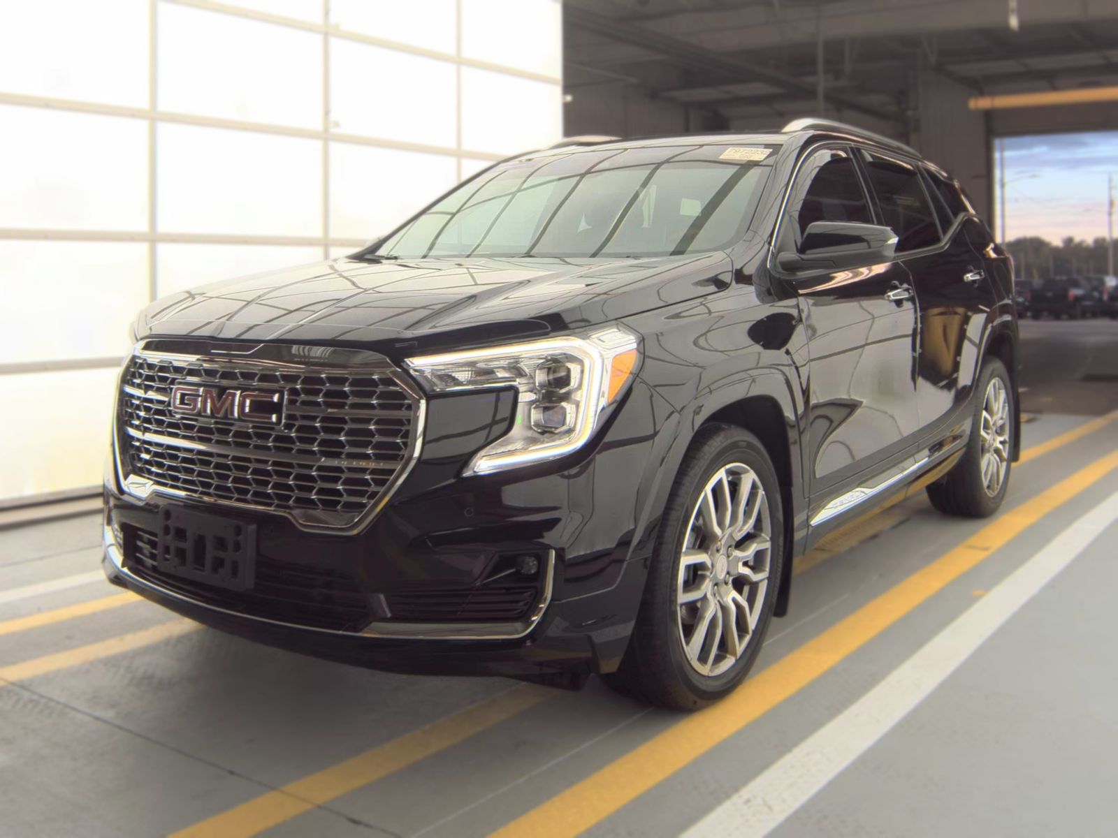 2024 GMC TERRAIN Denali - 1