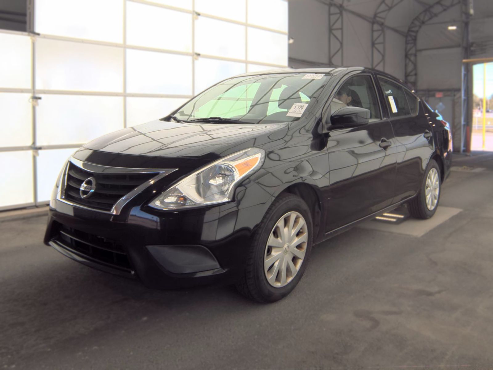 2019 NISSAN VERSA 1.6 S Plus - 1