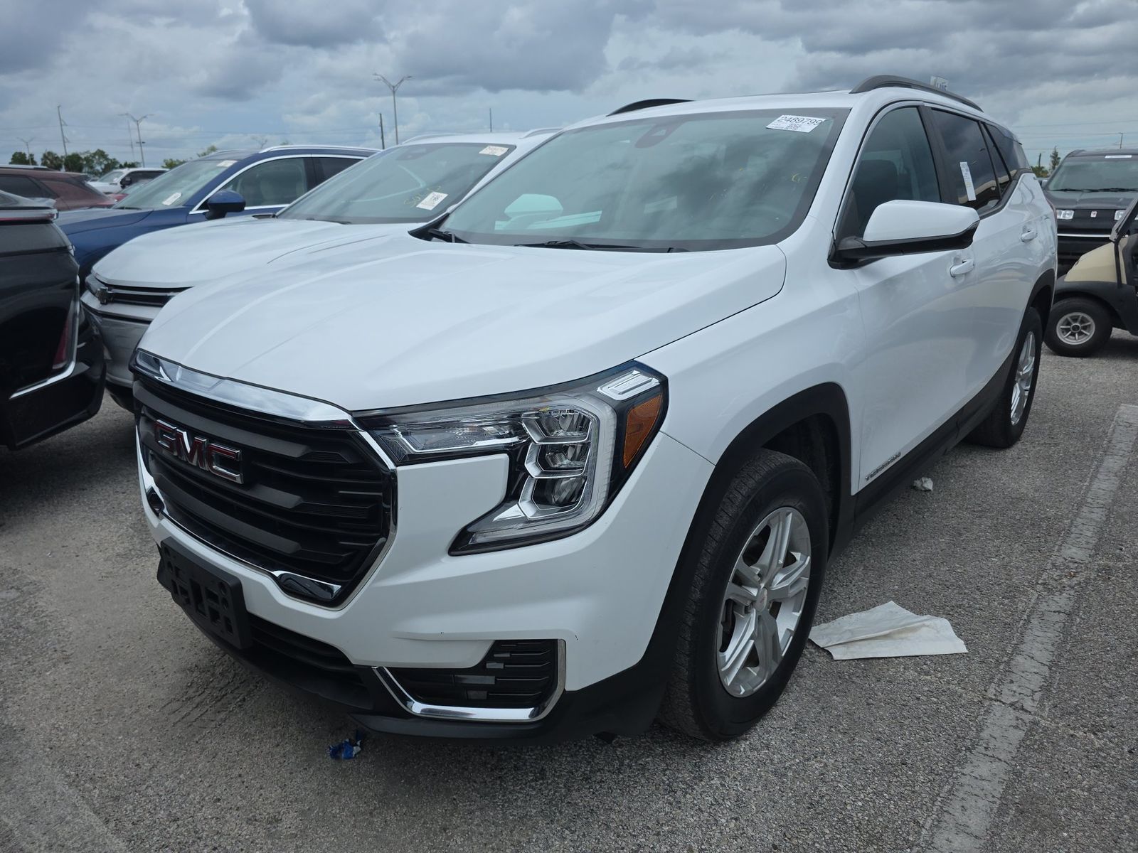 2023 GMC TERRAIN SLE - 1